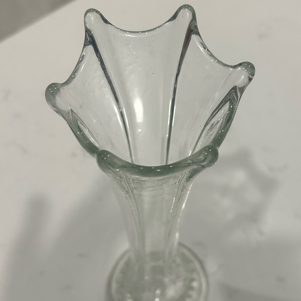 12” approx Vintage Clear Panel Swung Fluted Rose Flower Vase Round Sunburst Base
